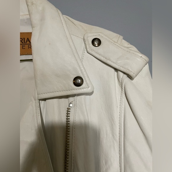 Vintage Victoria Leather White Leather Jacket - Picture 2 of 9